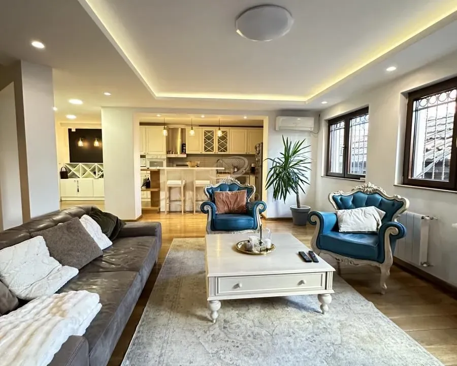 Prodaja, kuća, 300m², Lekino Brdo, Voždovac Sve Podlokacije