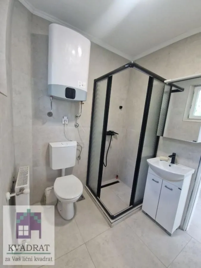 Rent, office space, 80m², Čukarica, Beograd