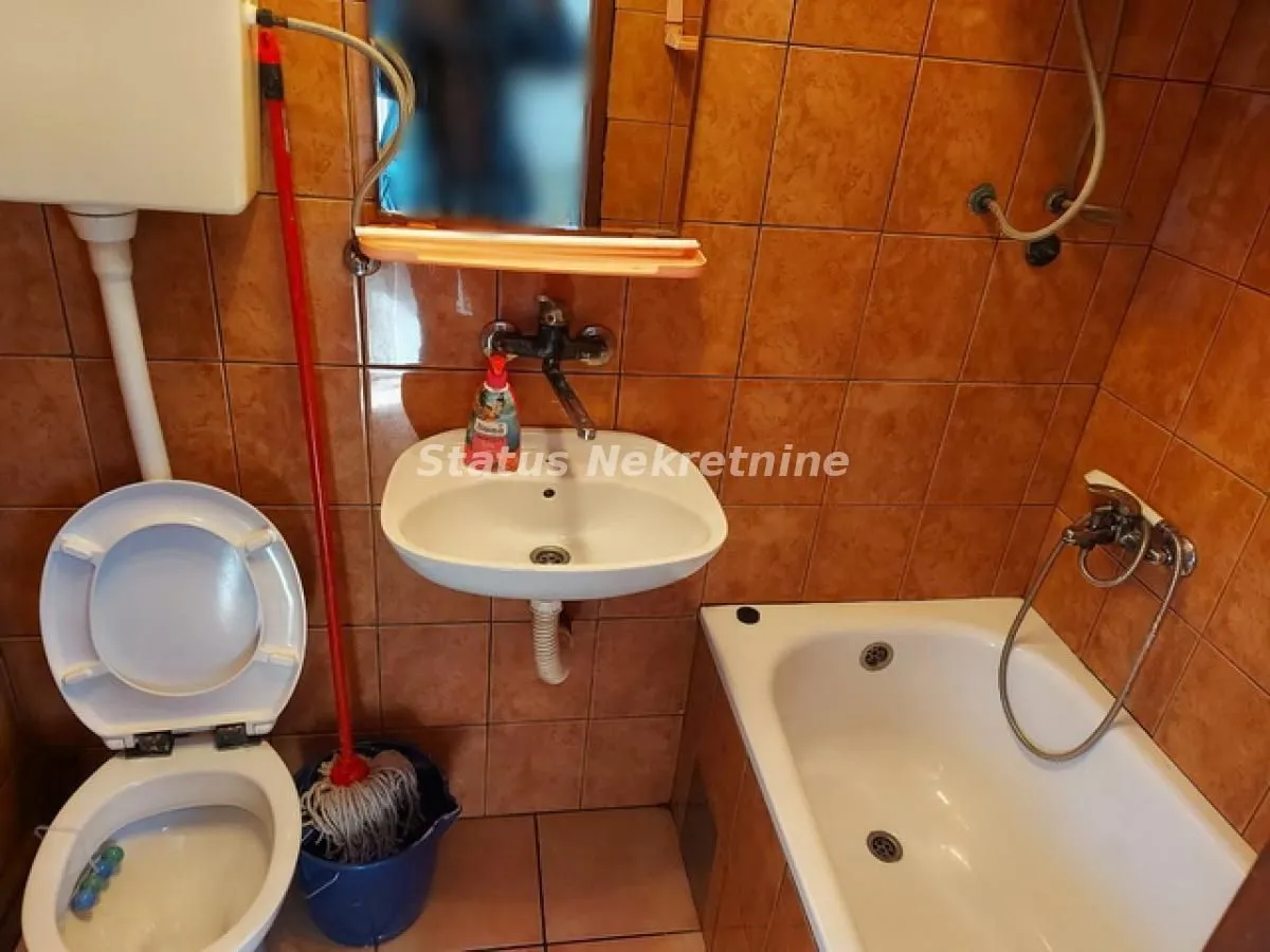 Izdavanje, jednosoban stan, 28m², Telep, Novi Sad Sve Podlokacije