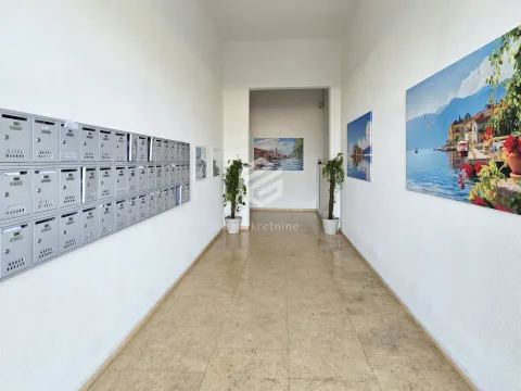 Sale, apartment, 24m², Stari Aerodrom, Podgorica - image 11