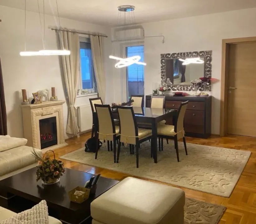 Sale, four bedroom apartment, 128m², Novo naselje, Novi Sad