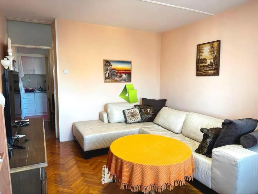 Izdavanje, trosoban stan, 69m², Medijana, Niš