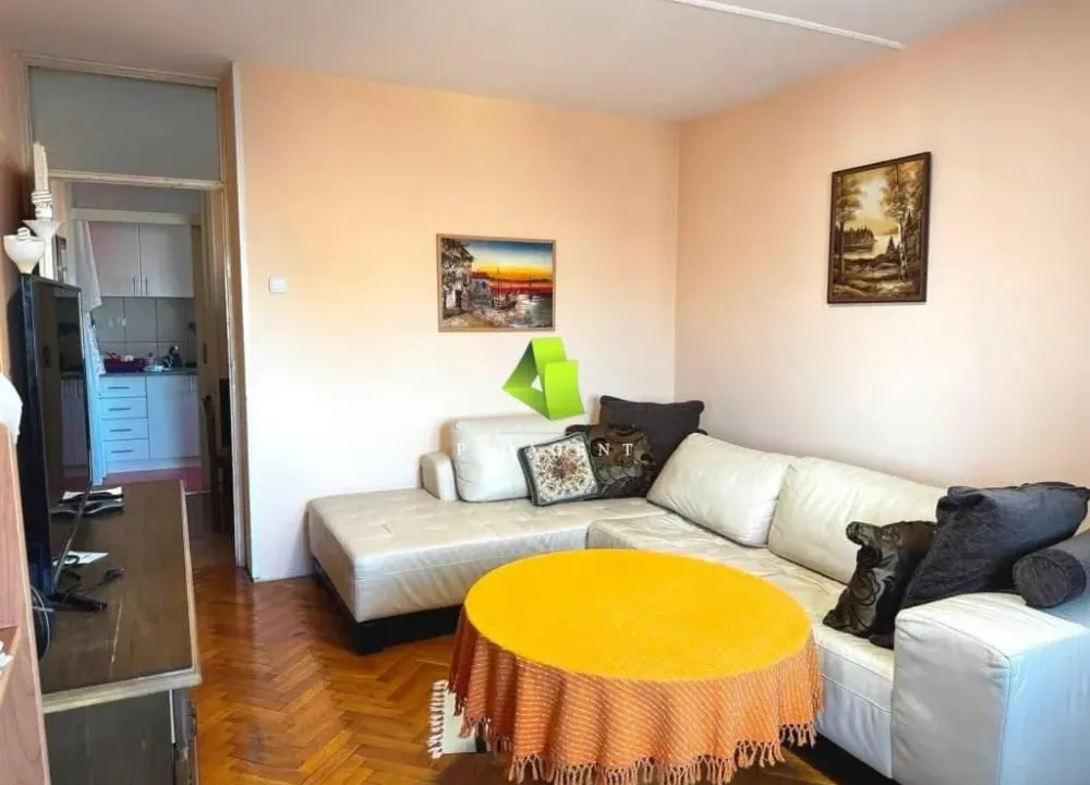 Izdavanje, trosoban stan, 69m², Medijana, Niš