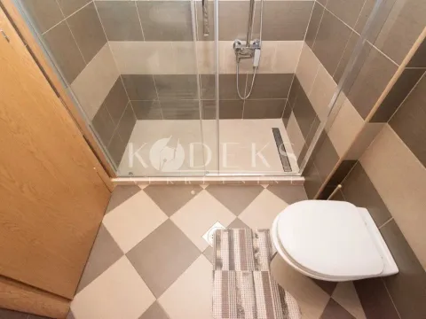 Izdavanje, garsonjera, 30m², Tuški Put, Podgorica - image 2