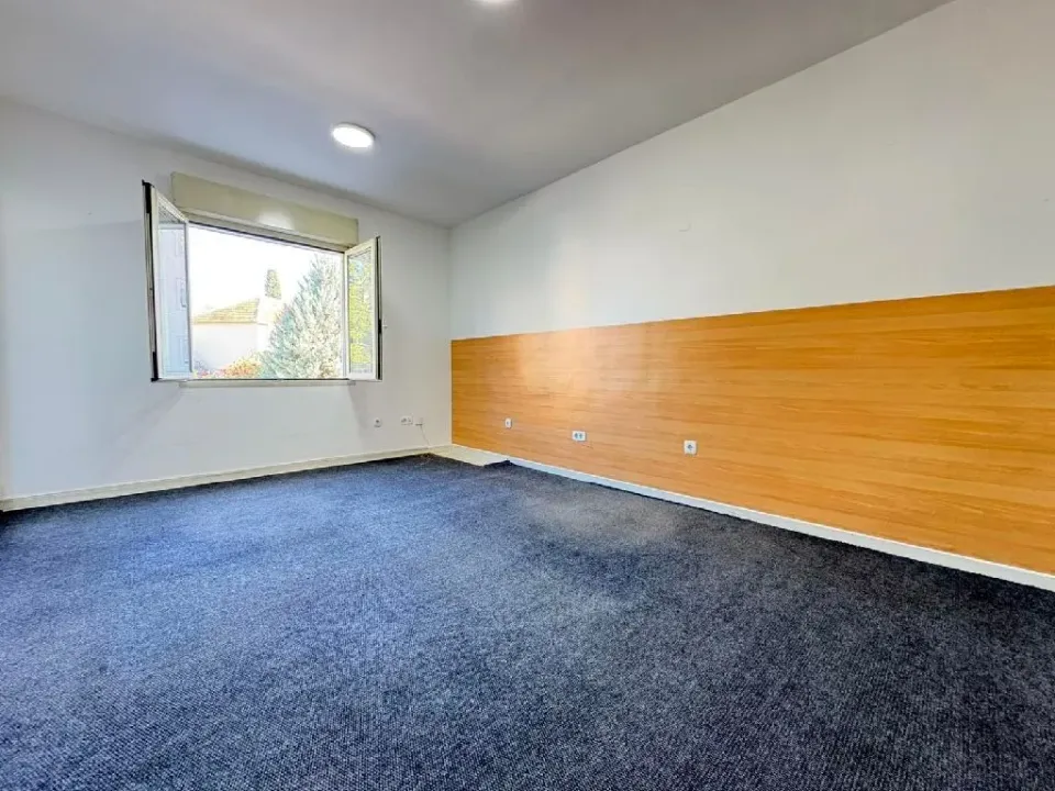 Rent, office space, 48m², Ljubović, Podgorica