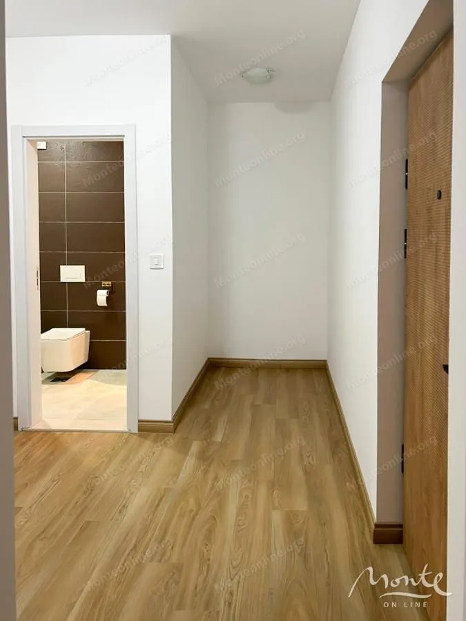 Prodaja, jednosoban stan, 60m², Lazi, Budva