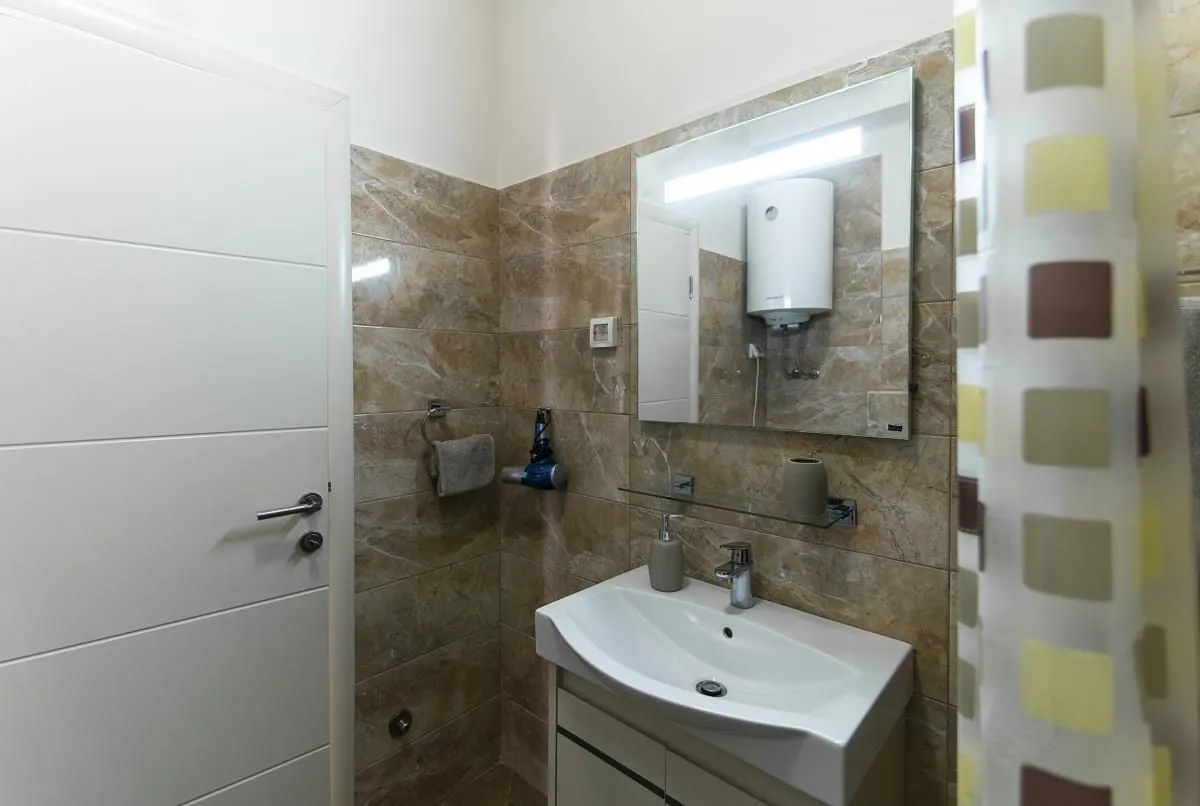 Prodaja, trosoban stan, 189m², Budva, Crna Gora
