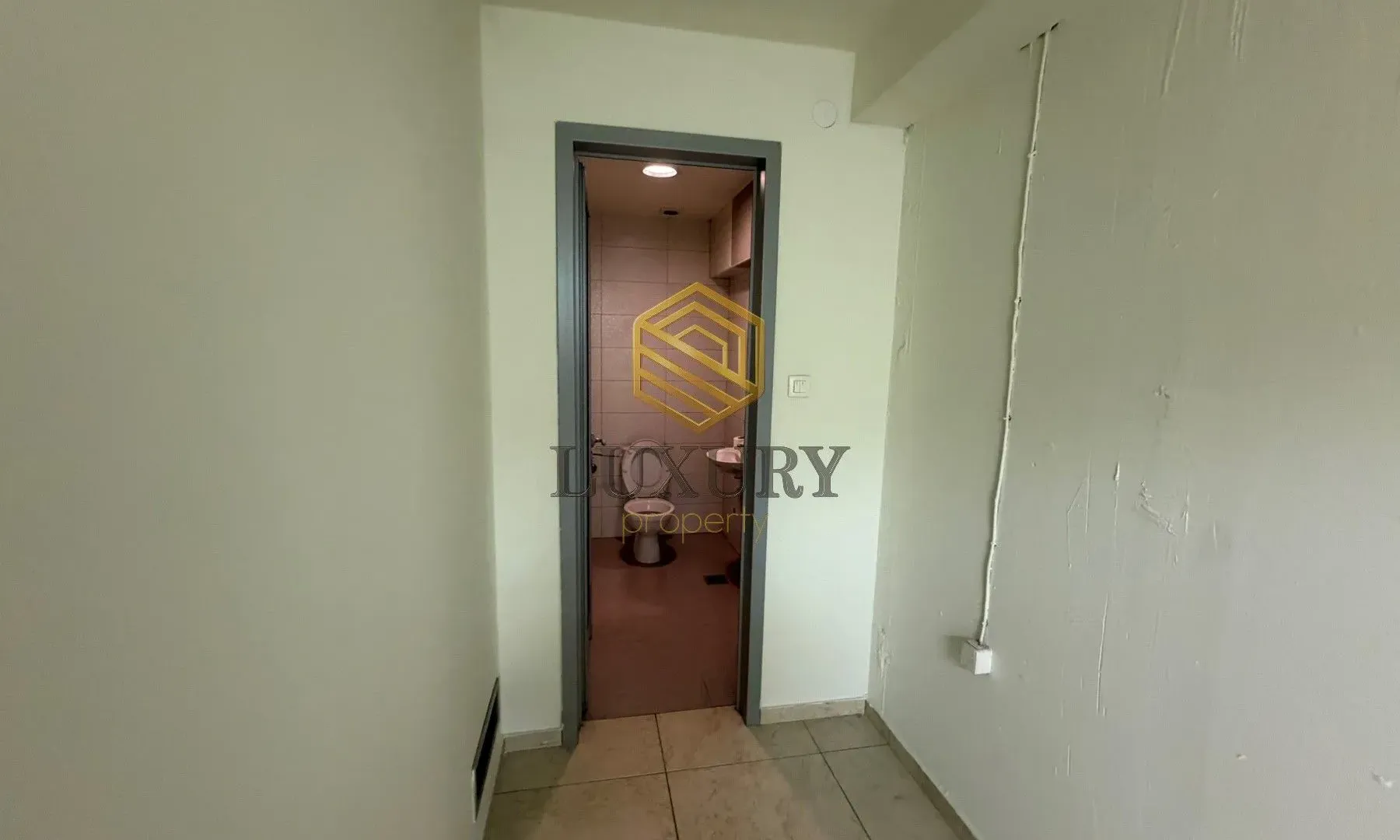 Rent, office space, 189m², Stari Aerodrom, Podgorica