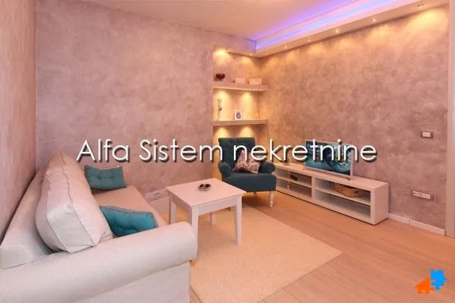 Rent, two bedroom apartment, 55m², Stari Grad, Beograd