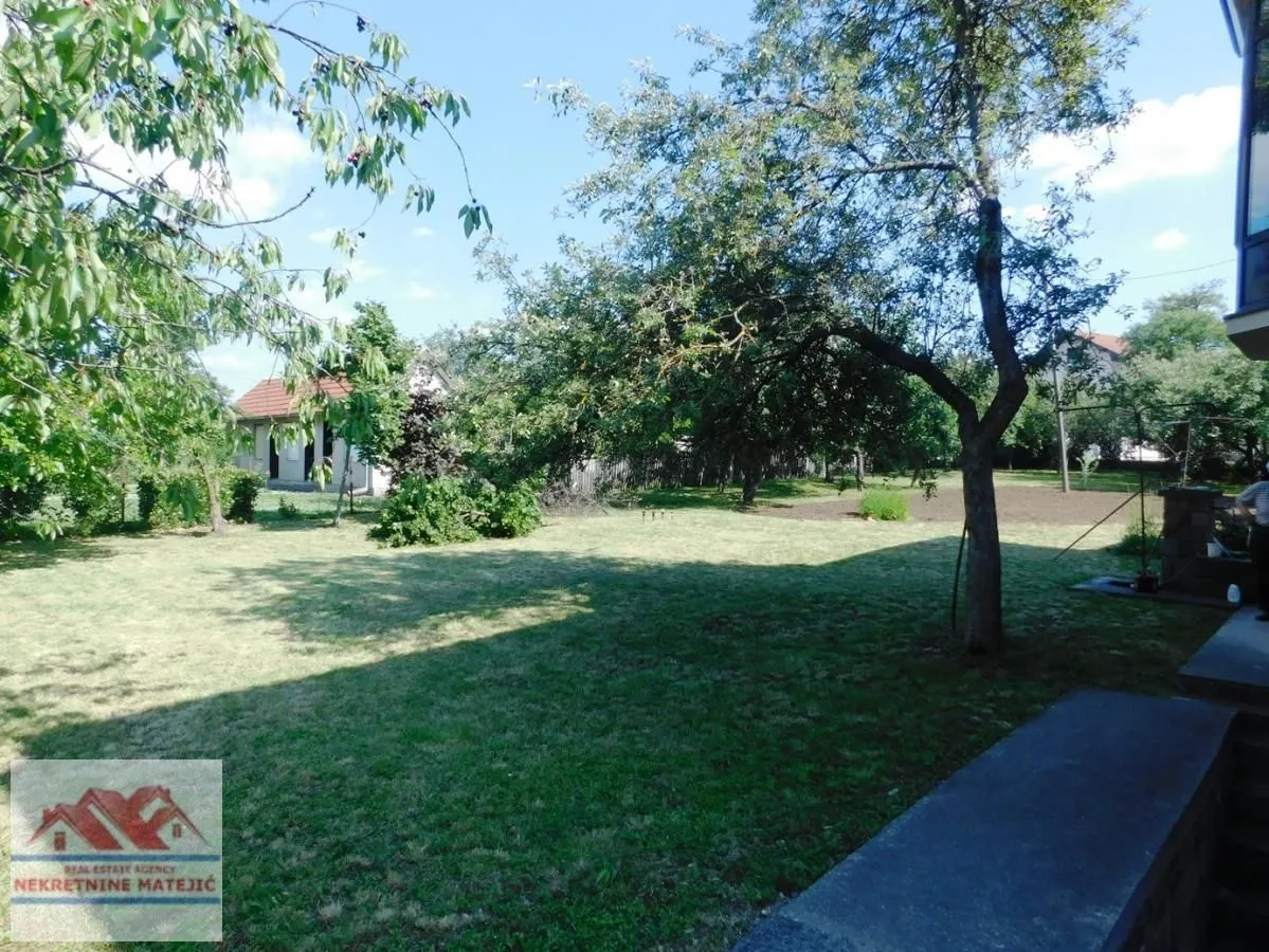 Prodaja, kuća, 220m², Kragujevac, Srbija