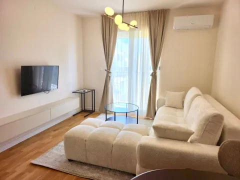 Rent, one bedroom apartment, 40m², Pobrežje, Podgorica - image 4