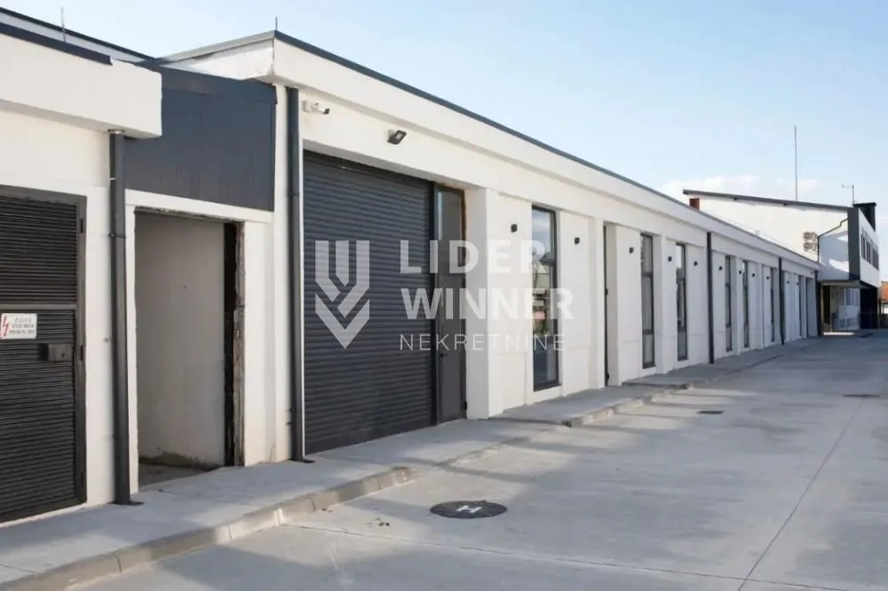 Rent, office space, 3000m², Karaburma, Palilula Sve Podlokacije
