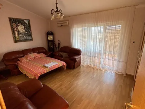 Izdavanje, kuća, 67m², Ilino, Bar - image 3