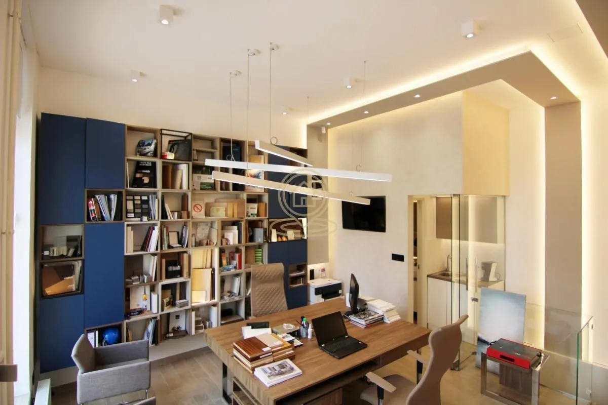Rent, office space, 50m², Centar, Novi Sad