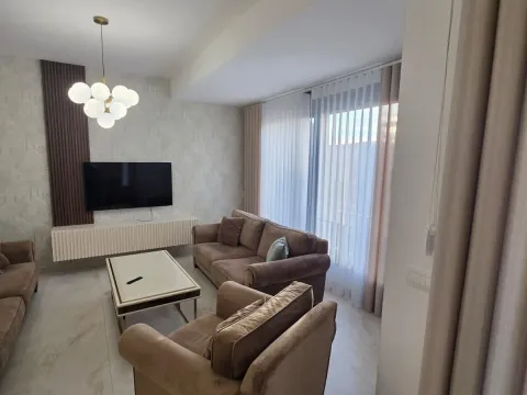 Rent, two bedroom apartment, 50m², Pod Kuk, Tivat - image 2