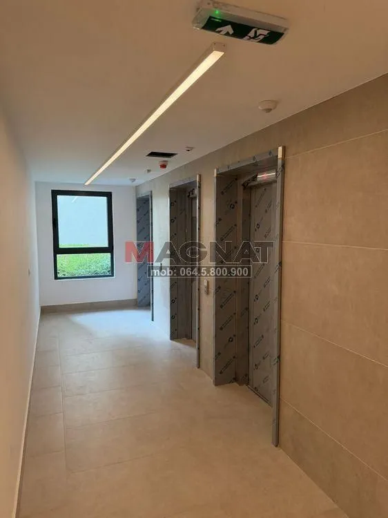 Prodaja, trosoban stan, 106m², Novi Beograd Blok 65, Novi Beograd Sve Podlokacije