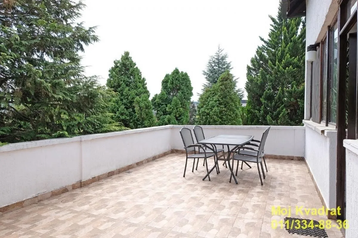 Izdavanje, kuća, 390m², Savski Venac, Beograd