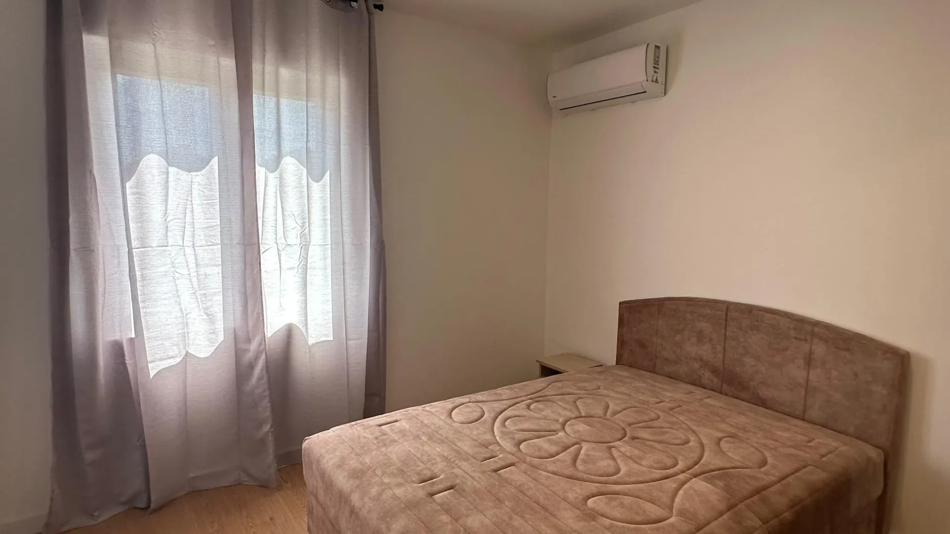 Rent, three bedroom apartment, 200m², Centar, Tivat
