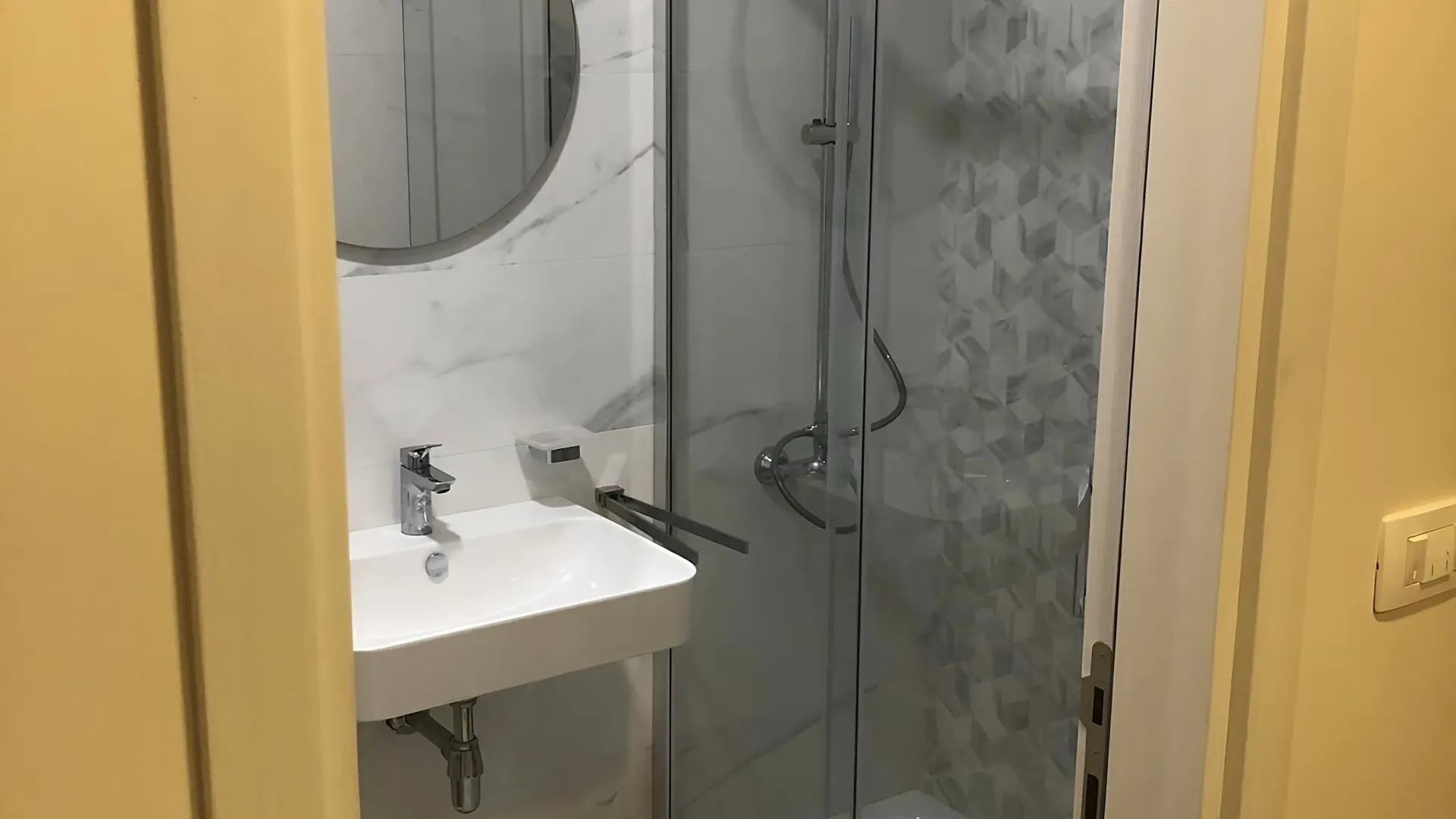Rent, one bedroom apartment, 47m², Central Point, Podgorica