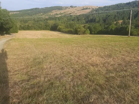 Zemljište in Tometino Polje