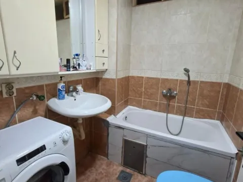 Izdavanje, dvosoban stan, 54m², Voždovac Sve Podlokacije, Beograd - image 13