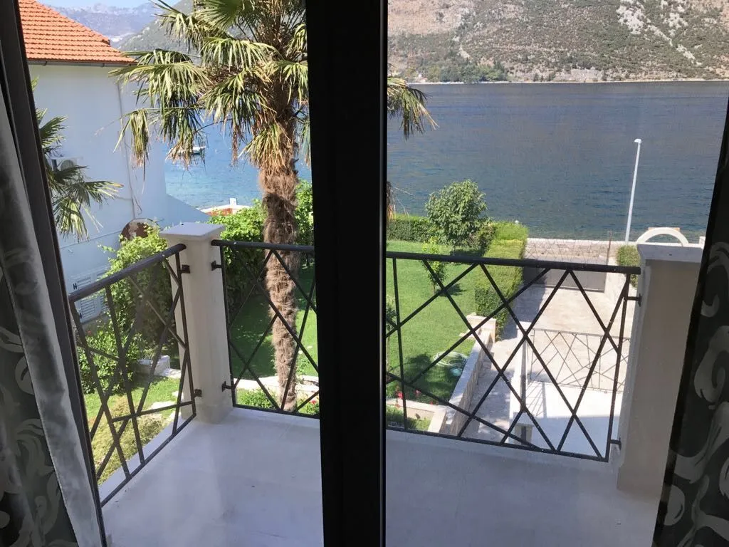 Prodaja, kuća, 280m², Stoliv, Kotor