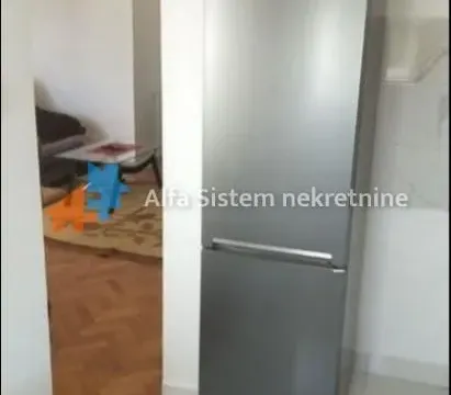Izdavanje, trosoban stan, 80m², Savski Venac, Beograd - image 11