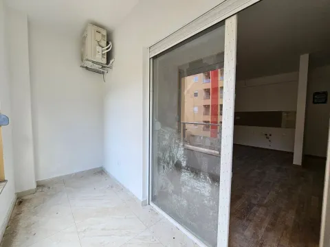 Sale, one bedroom apartment, 43m², Bečići, Budva - image 24