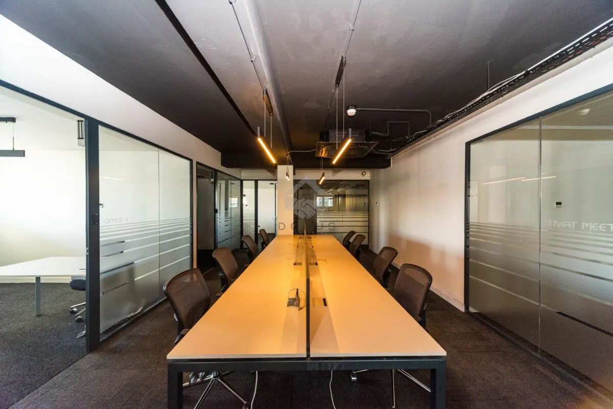 Rent, office space, 706m², Zeta, Podgorica