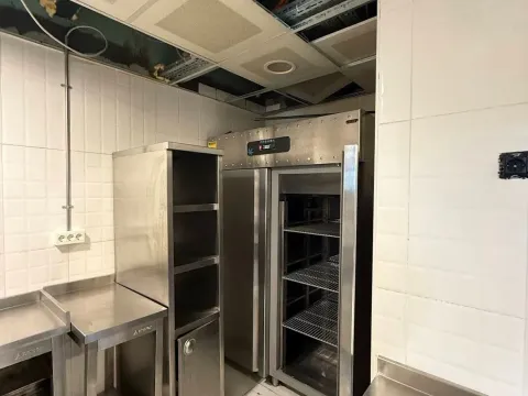 Rent, office space, 740m², Zeta, Podgorica - image 17