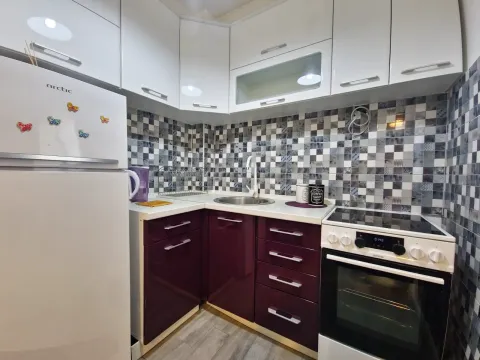 Rent, studio apartment, 30m², Budva, Crna Gora - image 9