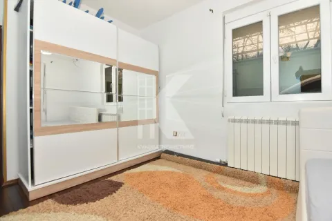 Rent, house, 175m², Vranići, Podgorica - image 8