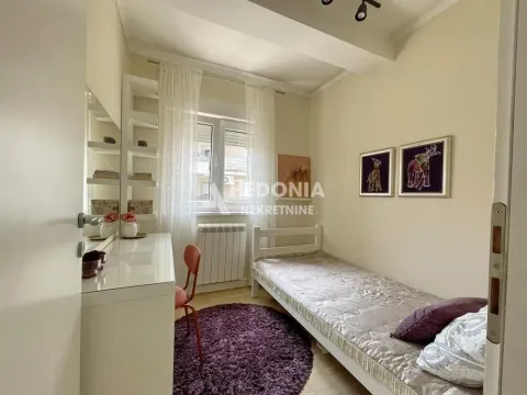 Rent, two bedroom apartment, 50m², Đeram Pijaca, Beograd - image 12