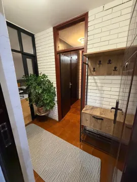 Rent, one bedroom apartment, 62m², Blok 5, Podgorica - image 12