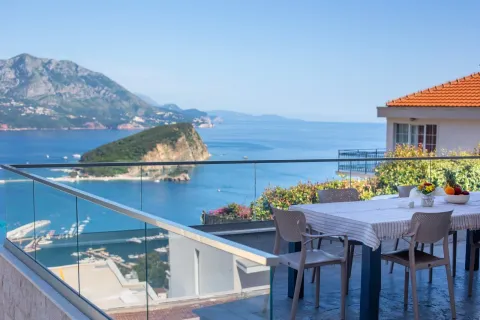 Rent, house, 250m², Budva, Crna Gora - image 2