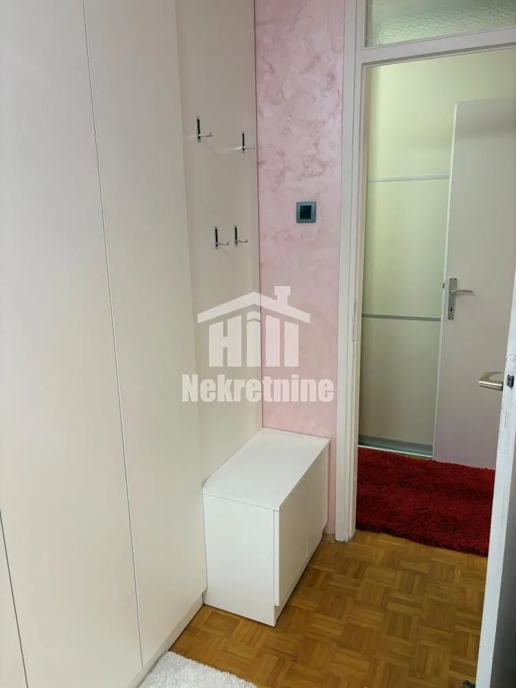 Prodaja, dvosoban stan, 62m², Galenika, Beograd