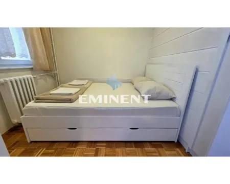 Izdavanje, dvosoban stan, 46m², Slavija, Vračar Sve Podlokacije - image 6