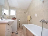 Izdavanje, dvosoban stan, 65m², Centar, Budva - image 6