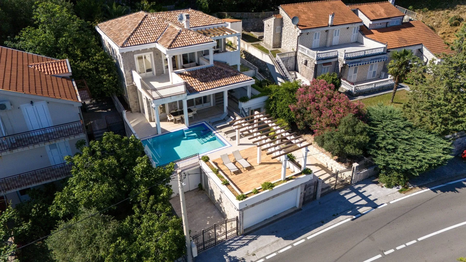 Sale, house, 405m², Kotor, Crna Gora