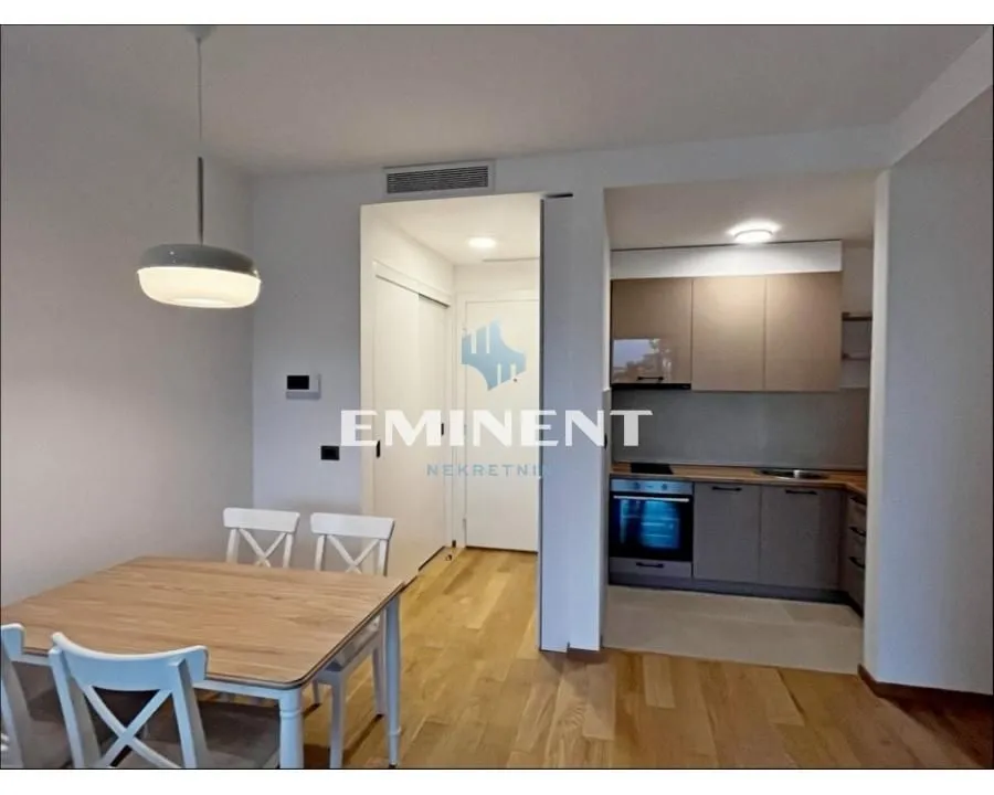 Rent, two bedroom apartment, 50m², Stari Grad, Beograd