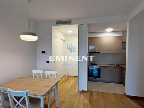 Rent, two bedroom apartment, 50m², Stari Grad, Beograd - image 4