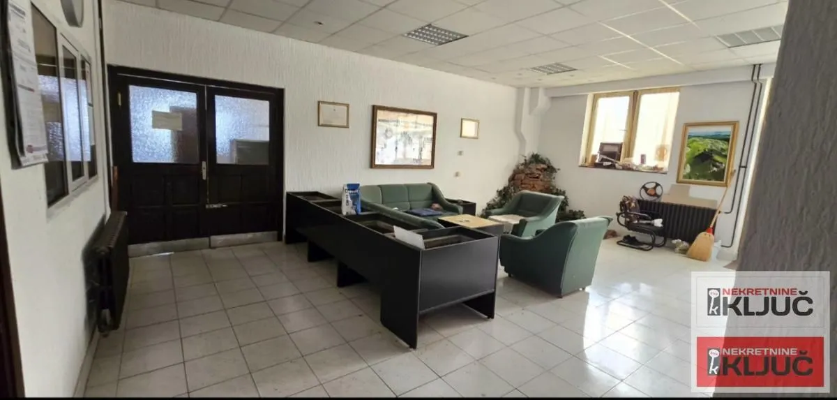 Rent, office space, 532m², Srbobran, Novi Sad