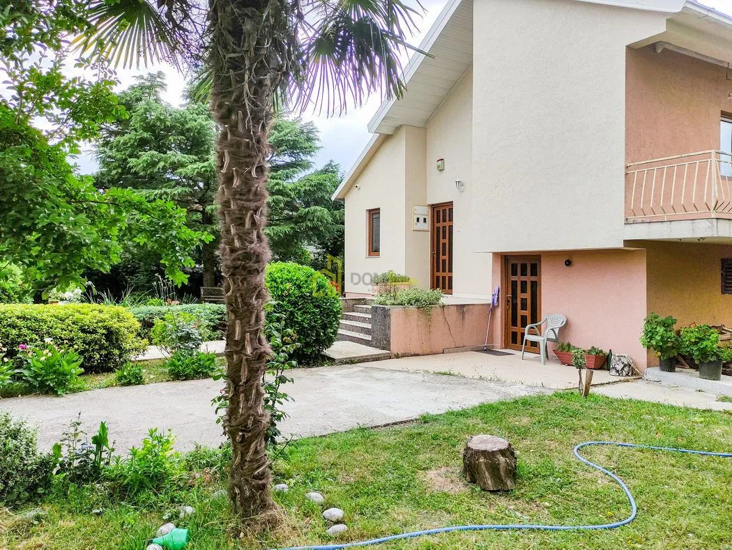 Sale, house, 102m², Danilovgrad, Crna Gora