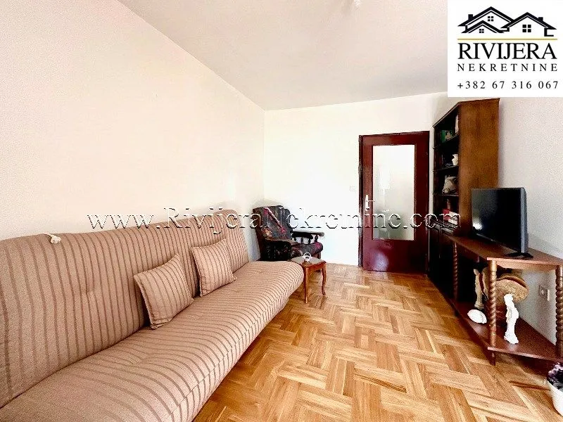 Prodaja, dvosoban stan, 70m², Dobrota, Kotor