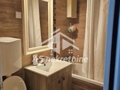 Izdavanje, trosoban stan, 76m², Cvetkova Pijaca, Zvezdara Sve Podlokacije - image 14