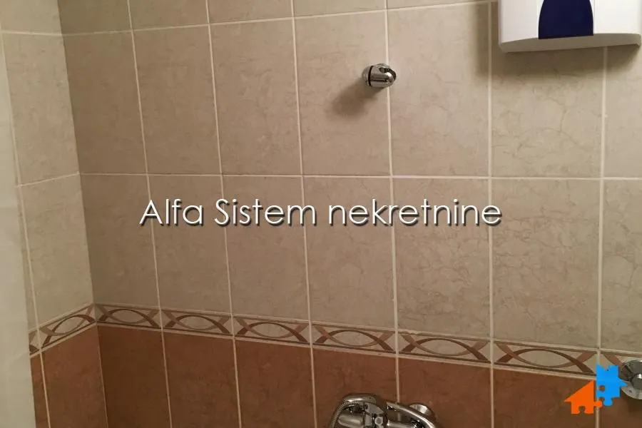 Izdavanje, trosoban stan, 68m², Stari Grad, Beograd