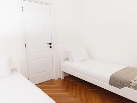 Sale, two bedroom apartment, 74m², Sveti Stefan, Budva - image 4