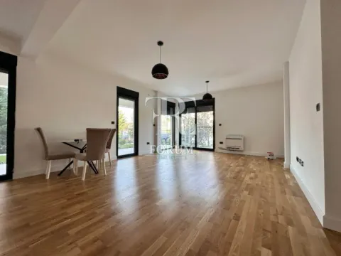 Rent, office space, 100m², Blok 9, Podgorica - image 11