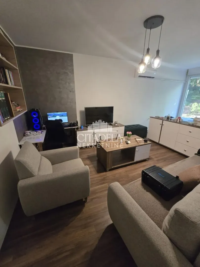 Sale, two bedroom apartment, 56m², Konjarnik, Voždovac Sve Podlokacije