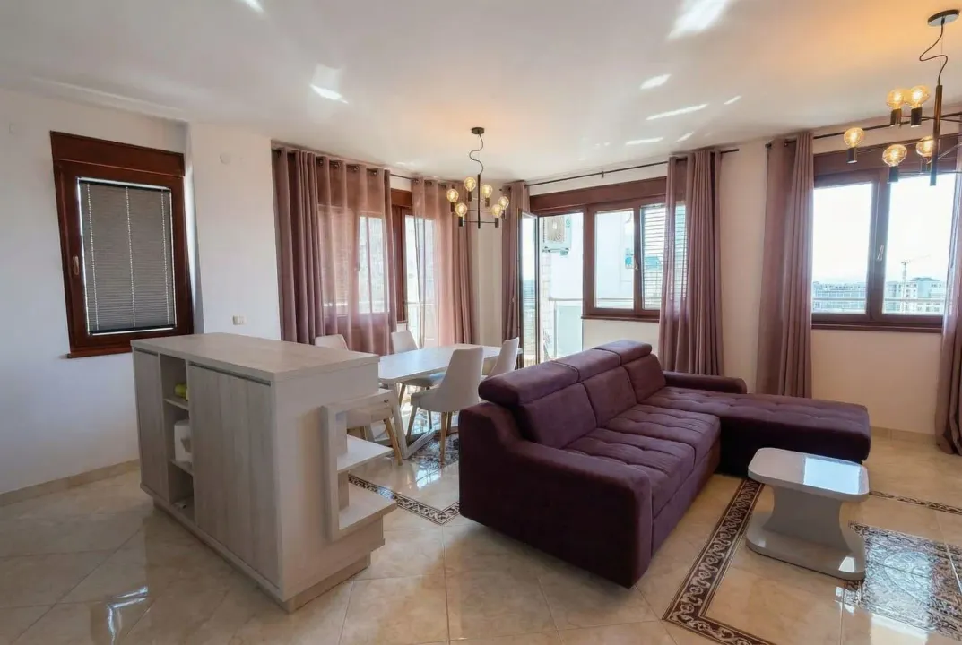 Sale, three bedroom apartment, 120m², Bečići, Budva